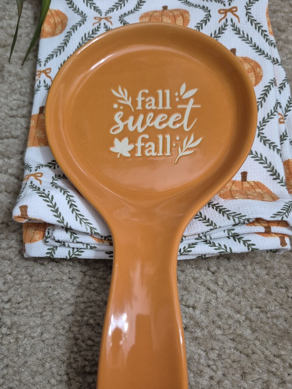 Pumpkin-Print Towels (Set Of 2) With A Matching Orange Fall Themed Spoon Rest - Picture 2 of 6